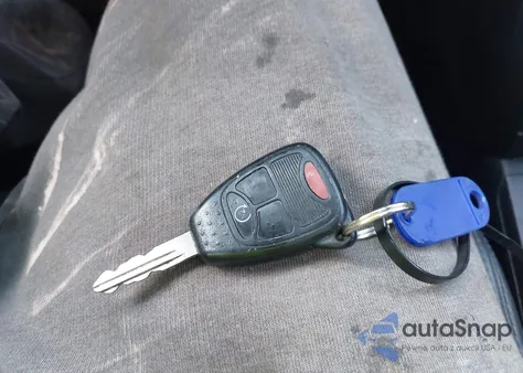 2016 Jeep Compass Latitude from USA, damaged, VIN 1C4NJCEA2GD666544